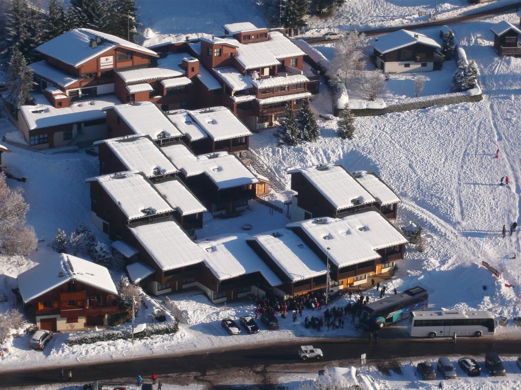 Village De Vacances Les Flocons Verts Les Carroz d'Araches Eksteriør bilde